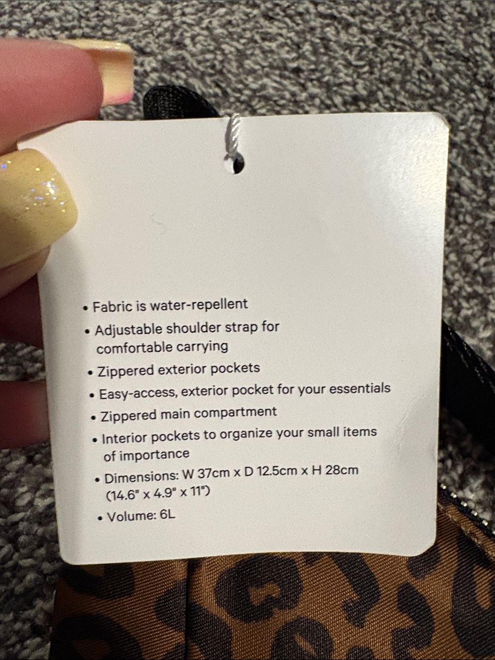 Lululemon Slouchy Sling Bag 6L *Leopard - Picture 3 of 5